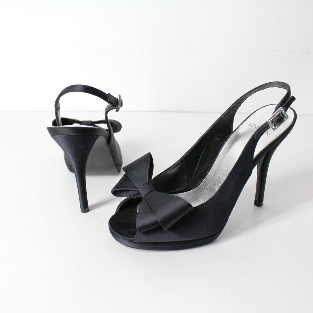St John Black Satin Peep Toe Slingback Evening High Heels Bow Jeweled Shoes 6M - Picture 2 of 15